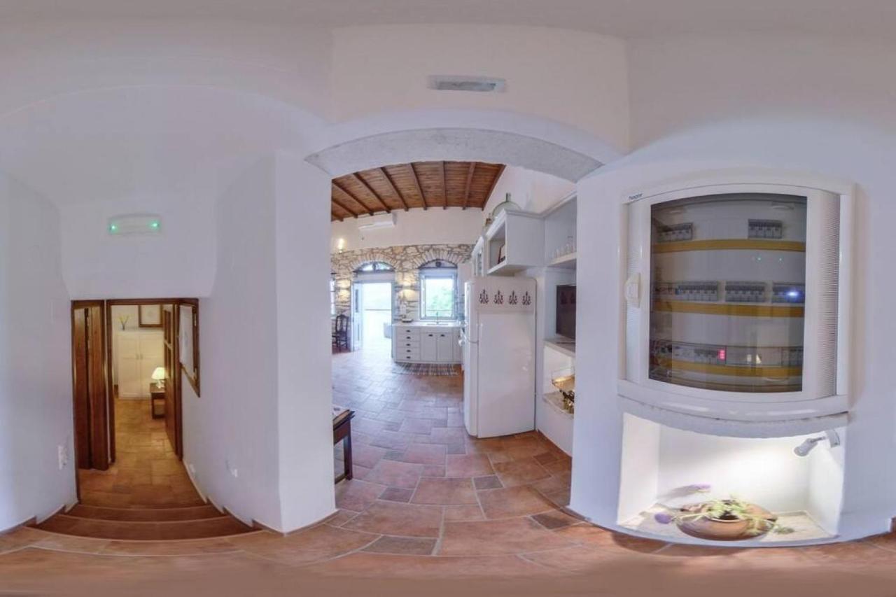 Traditional Inn Pirethron Apérathos エクステリア 写真