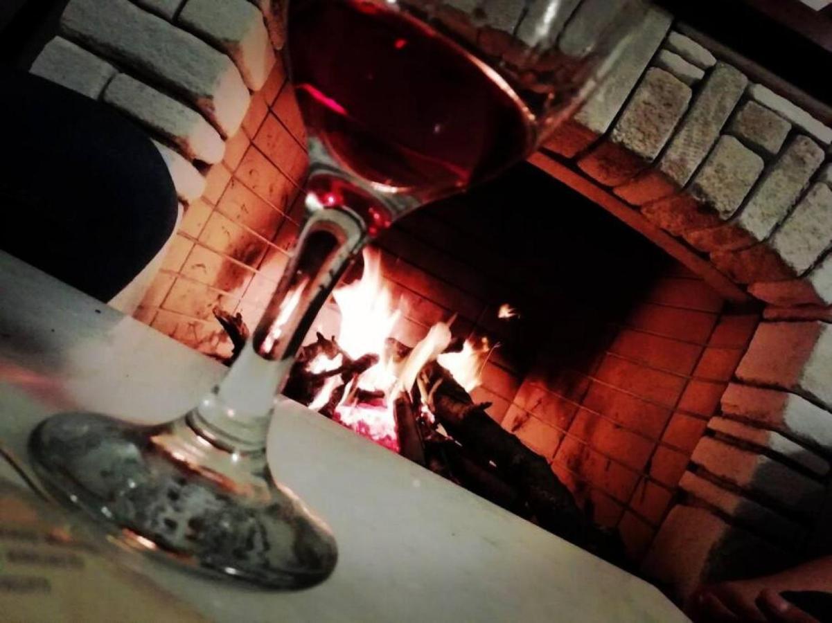 Traditional Inn Pirethron Apérathos エクステリア 写真
